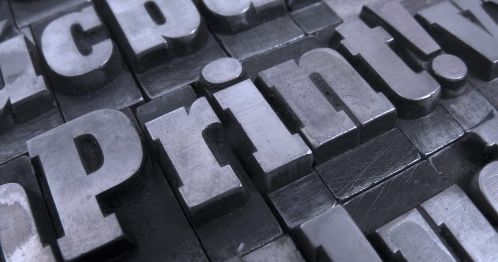I fell in love with fonts and typography. So why do I love typography? What makes it important? And what exactly is typography anyway? Graphic a la Design.